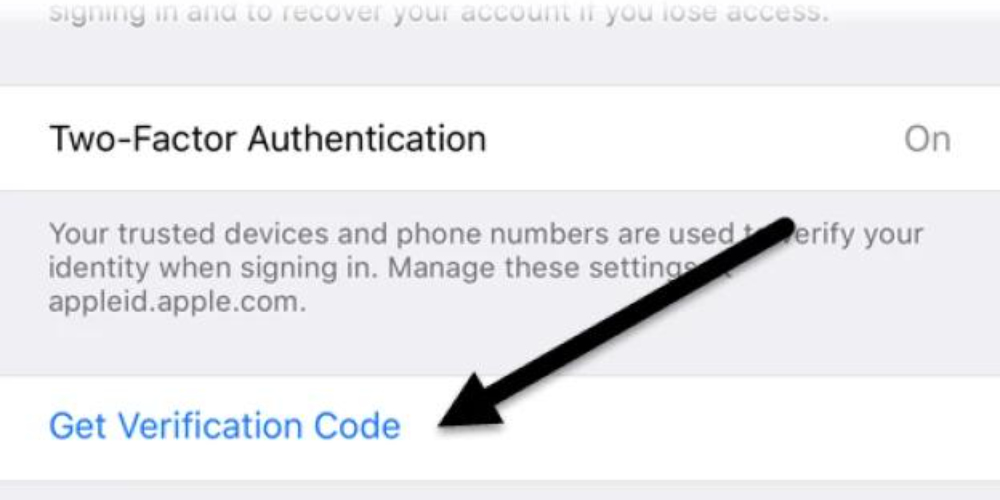 نمایش کد تأیید دو مرحله‌ای Apple Account روی آیفون هنگام ورود به اپل آیدی